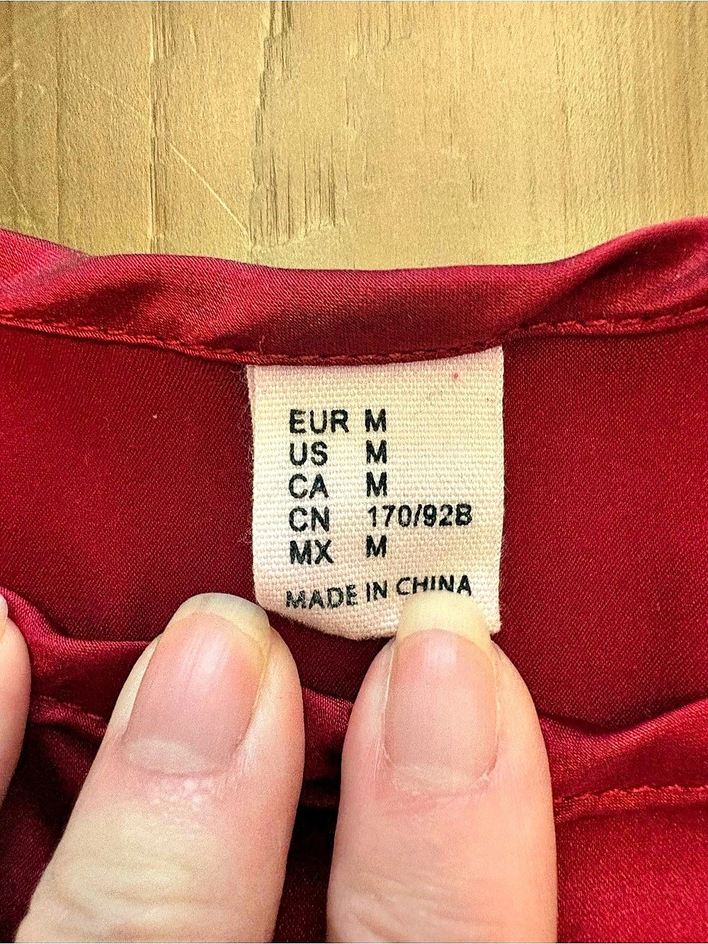 H&M Ruby Red Satin Cuffed Dolman Cap Sleeve Blouse Top M EUC - Picture 4 of 6